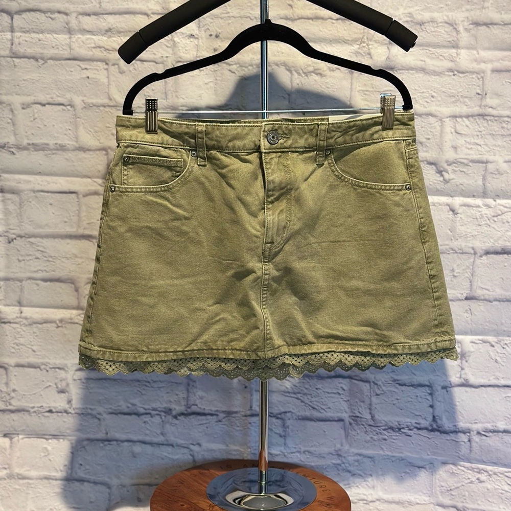 Green Denim Skirt with Lace Trim